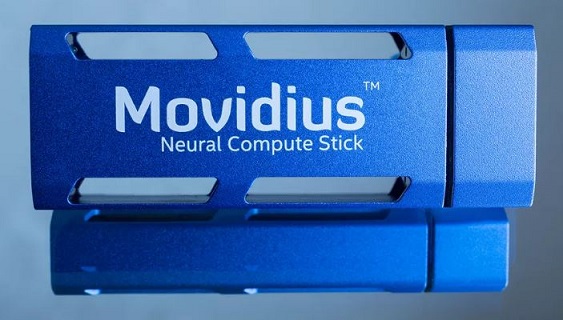 Компанія Intel днями анонсувала пристрій під назвою Movidius Neural Compute Stick, яке якраз і є зовнішній прискорювач нейронних обчислень