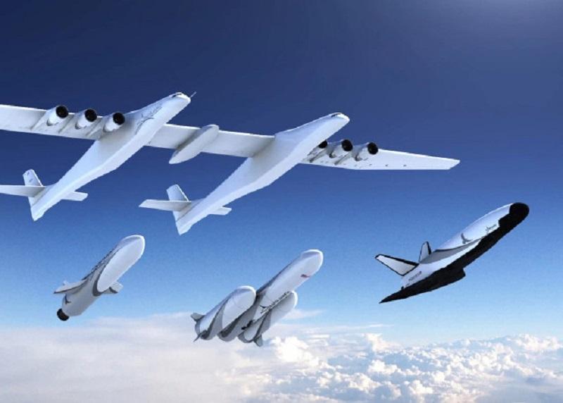 Перший демонстраційний політ нового літака з запуском ракети-носія відбудеться в 2019 році